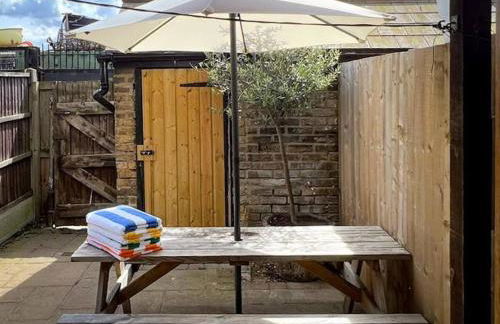 Stunning Cottage in the Heart of Old Leigh - Pass the Keys - Foto 33