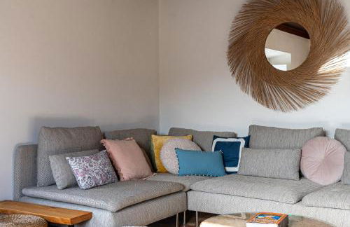 Charmingly Renovated Village House in Sintra, Penedo - Photo 56