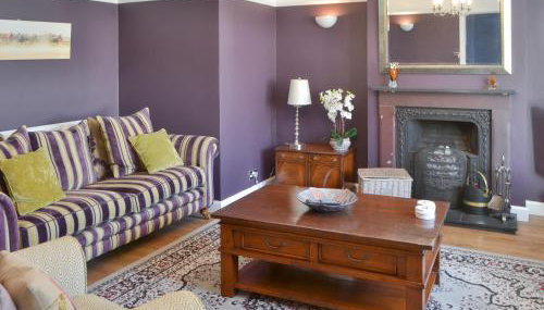 Littlecroft - Photo 2