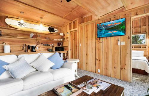 Waterfront 1BR on Working Farm with Deck and View - Foto 10