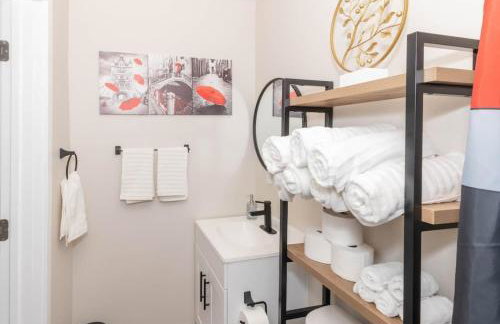 Central Albany Apartment with WiFi Walk to Capitol and Empire Plaza - Foto 23