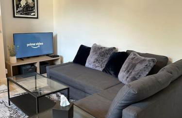 5min to Huddersfield Royal Infirmary Hospital - Foto 7