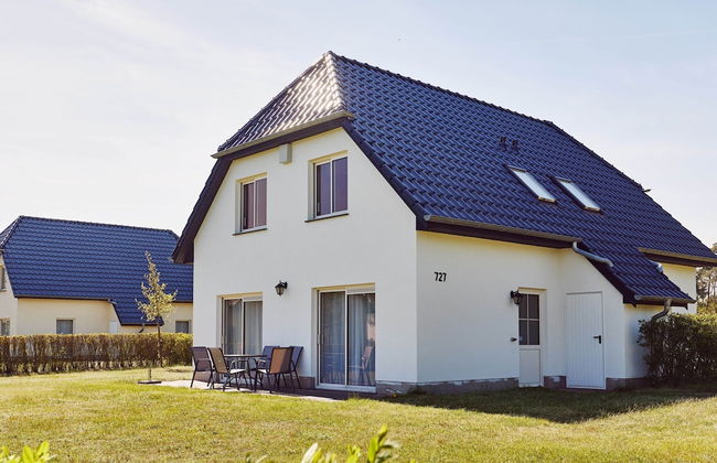 Resort in Germany With Tropical Adventure Pool - Photo 1