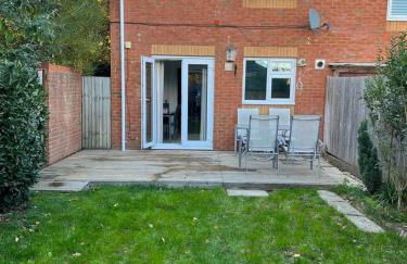 Spacious 3 Bed home situated in a beautiful area - SLEEPS 8 - Foto 11