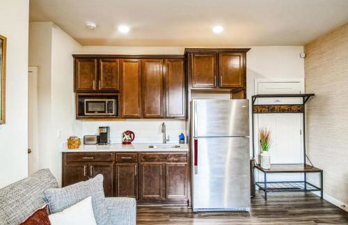 Cozy Oasis in Port Orchard - Private 1BR Suite with Trails - Foto 11