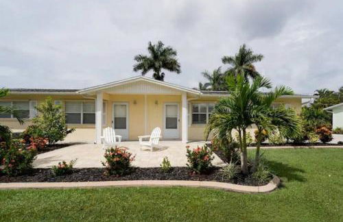 Modern Apartment - 3 of 4 - Photo 16