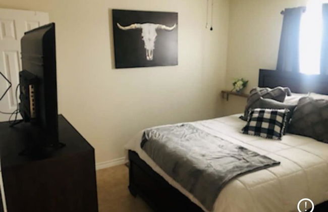 Eagle Pass Condo Rentals - Photo 11