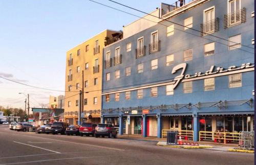 Short Walk to JSU Stadium, Hospitals, and Bars in Fondren - Foto 38