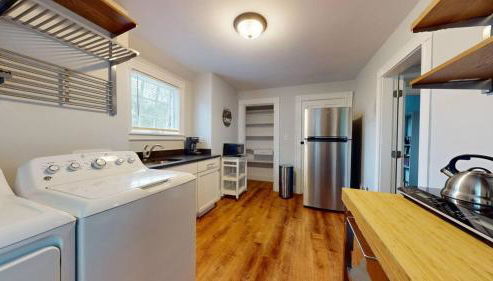 Renovated, Victorian, In-Unit Laundry & Kitchen - Foto 4