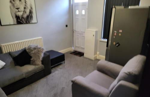 Apartment - Sleeps 5 - Great Location - Parking - Foto 59