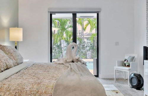 Lynoras Luxe Estate 3 bedroom 3 bath with Modern Design and Heated Pool - Foto 142