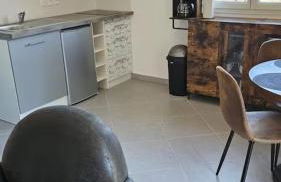 Le "Chic en Ville" Centre historique, climatisé, wifi, Parking sous-sol inclus - Foto 3