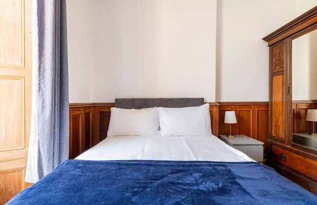 Stunning 5 Bedroom Large Apartment With Parking - Foto 5