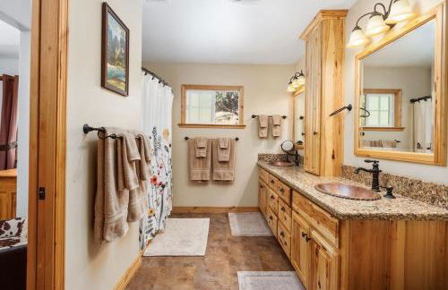 Manzanita Hill-35 miles to Yosemite, 10 miles to Mariposa with 8 person spa - Foto 17