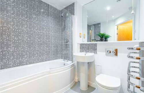 Cotels Centro Budget Busting Apartments! CENTRAL LOCATION, PARKING, FIBRE WIFI, SMART TV, FULLY EQUIPPED KITCHEN - Foto 120