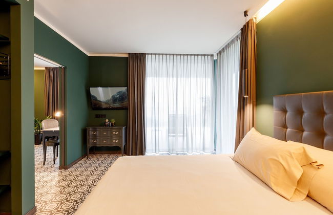 Hotel DeVille - Photo 22