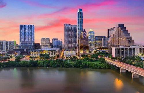 Superb location steps to DT and UT - Foto 1