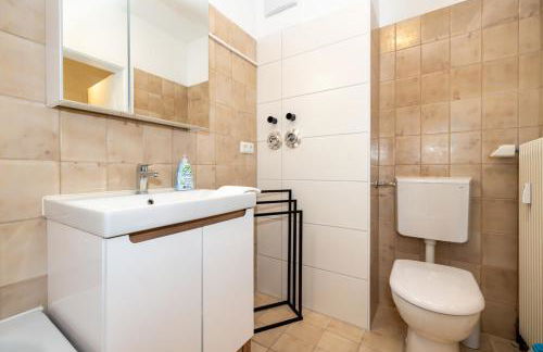 Ruhiges Apartment mit Stellplatz nahe Innenstadt & Main - Foto 13