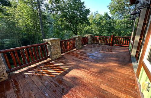 Luxury Mountain Retreat with views, fire pit, and creek - Foto 24