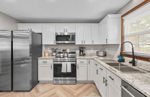 29 - Modern 5 Bedroom 2 Bath - Foto 5