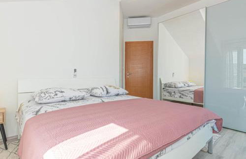 Villa Maria with Outdoor Pool - Five Bedroom Villa with Outdoor Pool - Foto 8