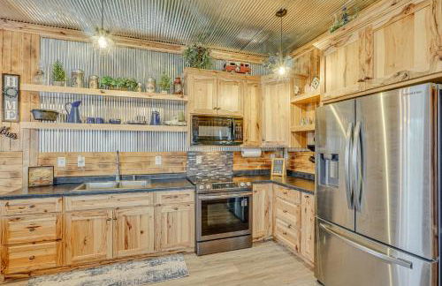 Grace Place Clark House on Farm Shared Hot Tub! - Foto 8