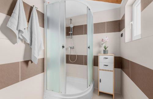 The Village - Foto 31