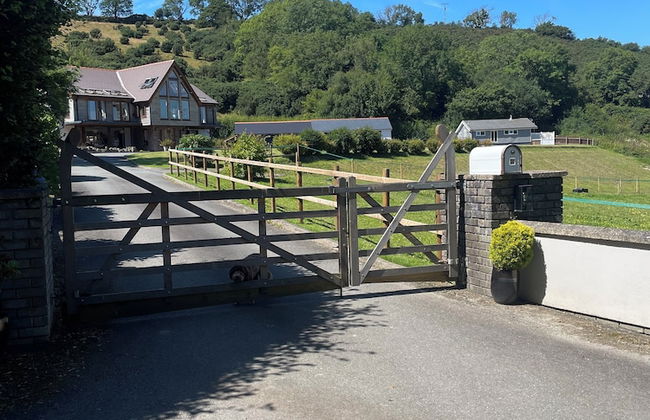 Private Chalet in New Quay With Stunning Views - Photo 31