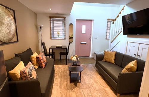 Glastonbury Hidden Passage, Split Level 1 Bedroom Apt - Photo 5