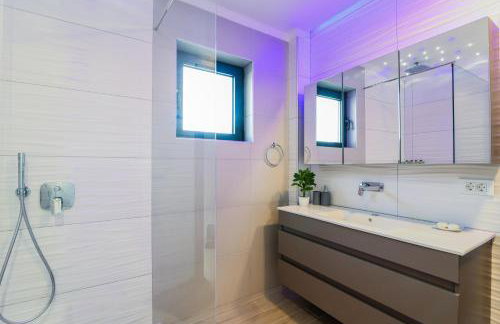 Lea Villa - Brand New Modern Villa - Photo 11