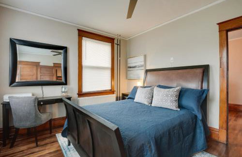 Spacious Home in Ramsay: 9 Smart TVs + Pool Table! - Foto 22