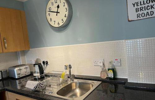 Light & bright, centrally located apartment - Foto 9