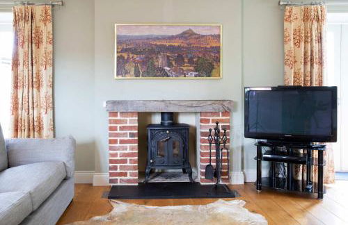 Charming Cottage for 10 in Heart of South Downs - Foto 26