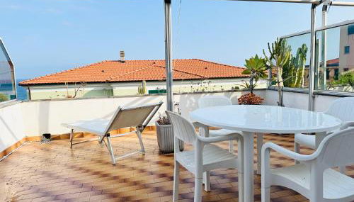 Very close to the beach Terrace with a sea view - Foto 4