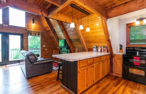 Hot Tub - Haven at the Red - Red River Gorge KY - Foto 19