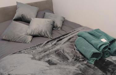 Modern 2 bed house sleeps 6 - Photo 15