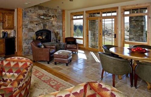 Spacious Group Lodge Rental with Hot Tub near Bozeman, Montana - Foto 2