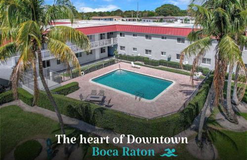 Stylish Hideaway Pool Downtown Boca - Photo 1