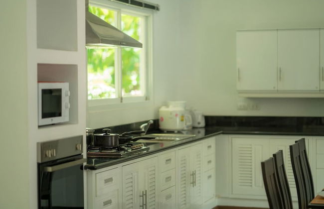 4 Br Private Pool Villa GA - Photo 35