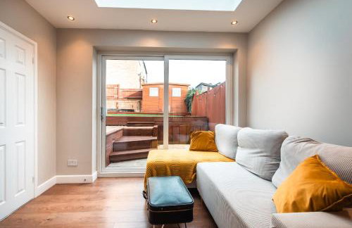 Hot Tube&Private Driveway&11 Guests Family&Contractors Bedford - Foto 30