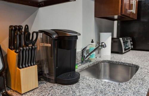 CozySuites MusicRow Astonishing Studio with free parking 38 - Foto 22