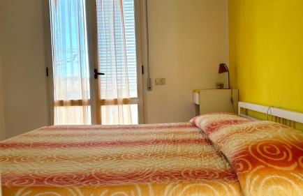 F004 - Fano, trilocale con terrazzino a 30mt dal mare - Foto 11