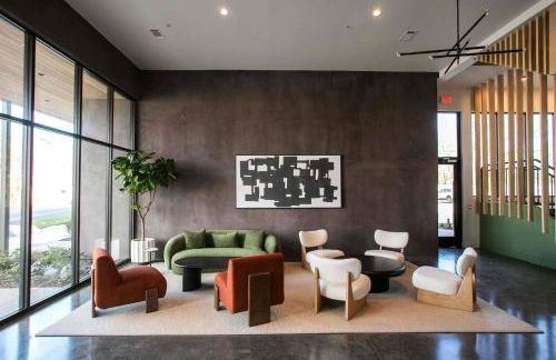 2 Bedroom + Loft Condo, Coffee Shop in Building - Foto 9