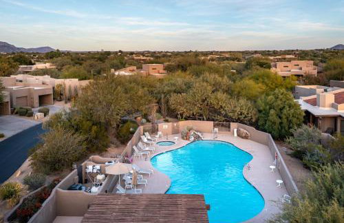 Exclusive Boulders Retreat near Downtown Cave Creek hiking scenic views. - Foto 31