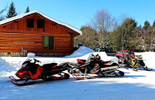 Superb Log Cabin Rental for Groups near Munising and Pictured Rocks National Lakeshore, Michigan - Foto 24