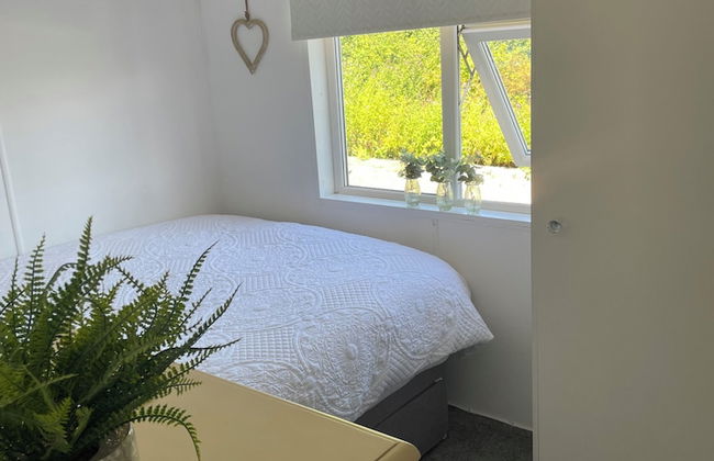 Private Chalet in New Quay With Stunning Views - Photo 2