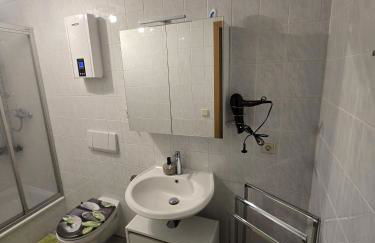 Ferienwohnung, Apartment, Monteurwohnung mit Klimaanlage Wettin-Löbejün - Foto 16