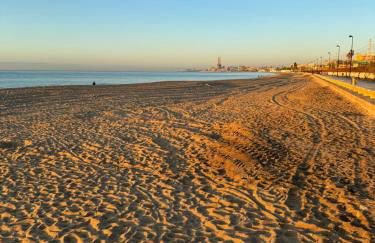 Apartamento de una habitación con terraza grande cerca de Barcelona - Photo 14