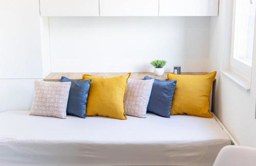 New Studio for 2, Free Private Garage Spot, Wi-Fi, 200 m from Mall of Split - Foto 3