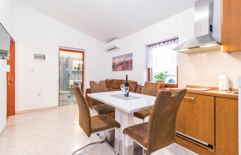 Two-Bedroom Holiday Home In Rebici - Foto 20